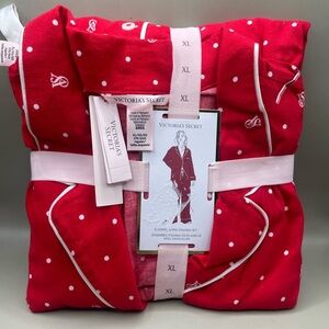 NEW Victoria’s Secret XL Flannel Red Logo Long Pajama Set NWT Retail $69.95